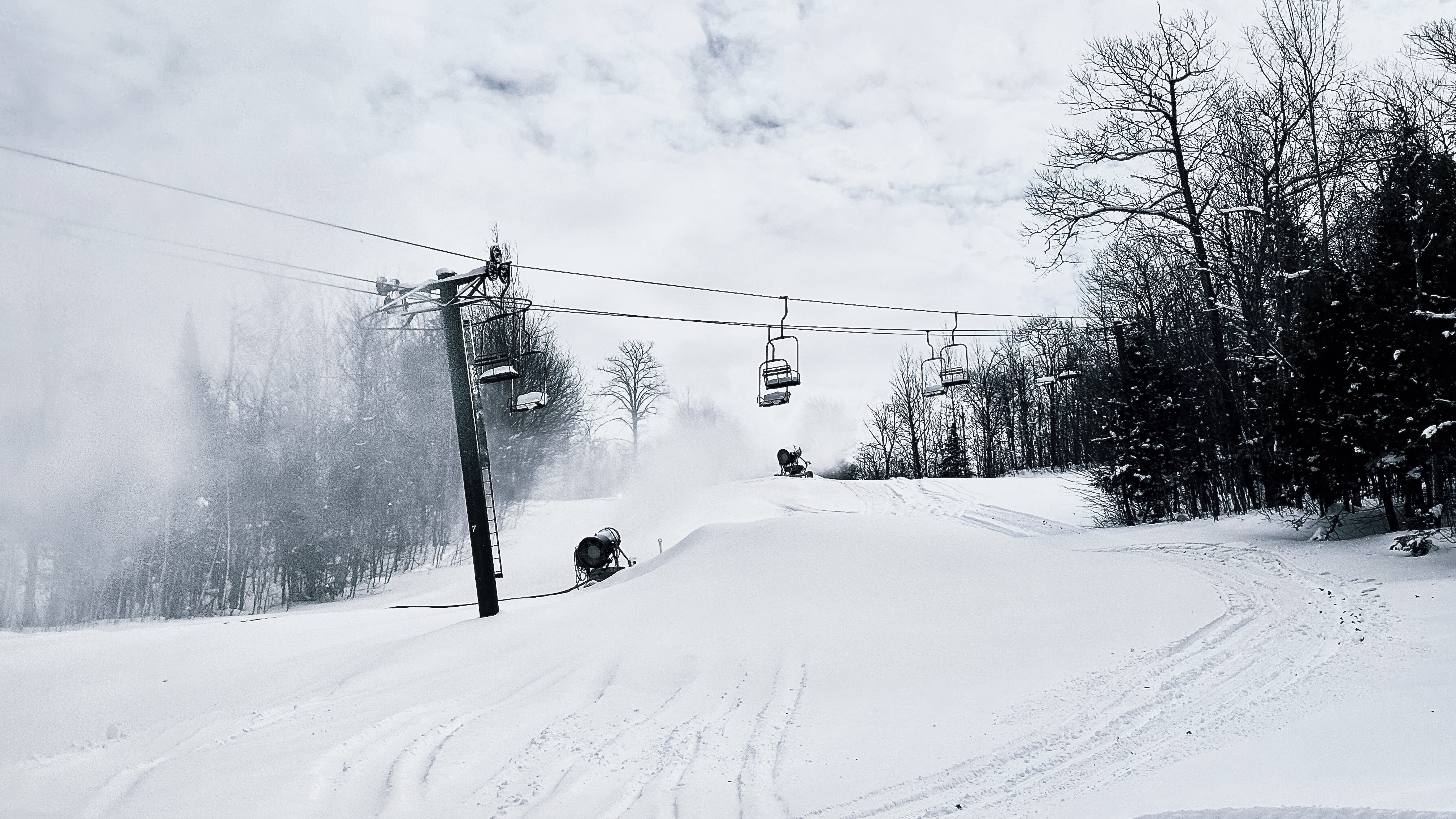 Snowmaking on Elkhorn