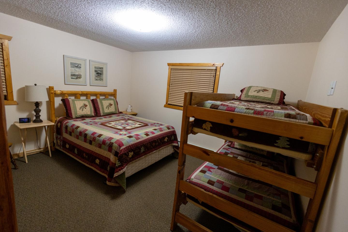 Maple Bunk room2