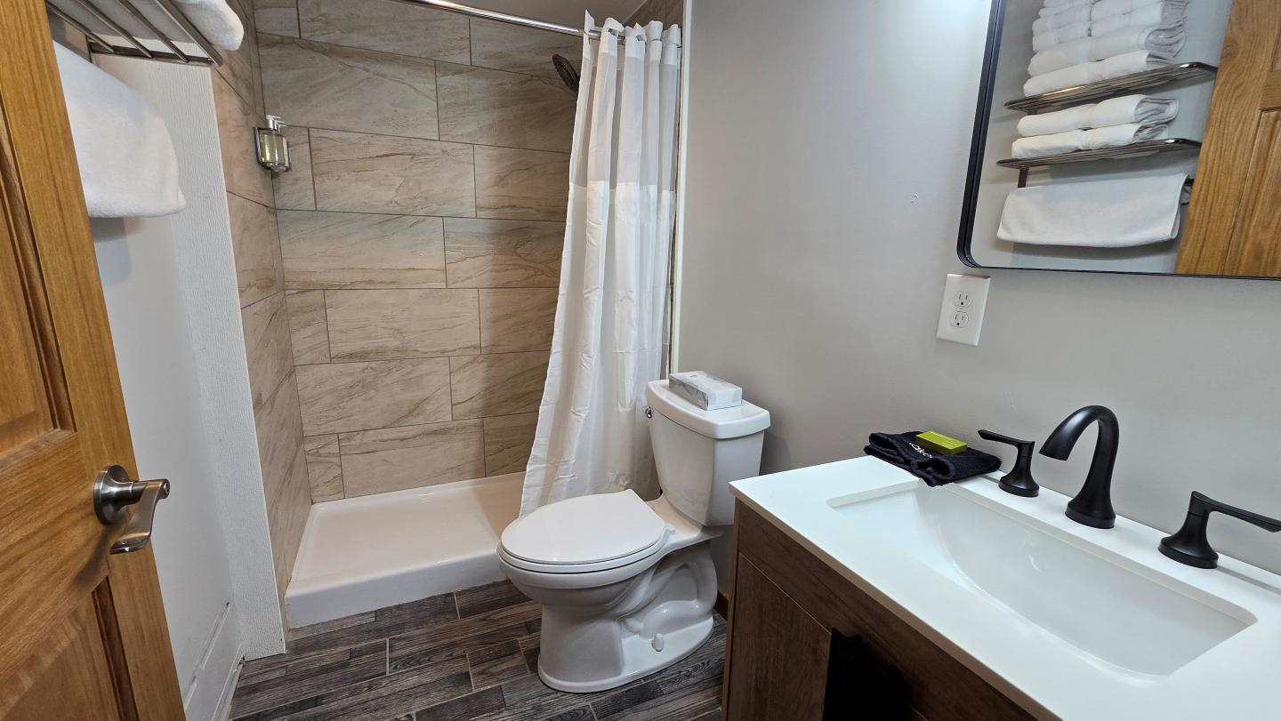 Jackson Studios - King Kitchen